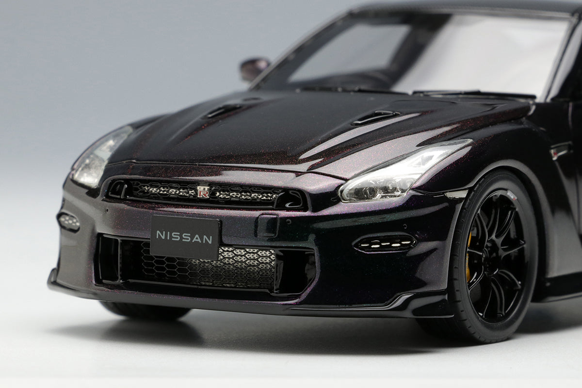 1:43 MAKE UP EM696A NISSAN GT-R Track edition engineered by NISMO 